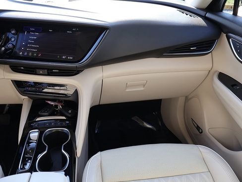 Used 2023 Buick Envision Avenir image 54