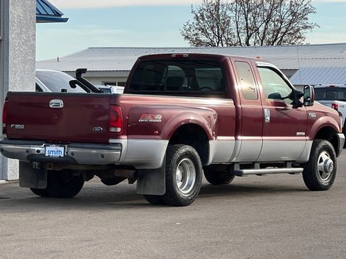 Used 2004 Ford F350 XLT image 3