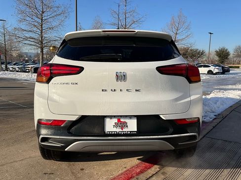 Used 2025 Buick Encore GX Preferred image 7