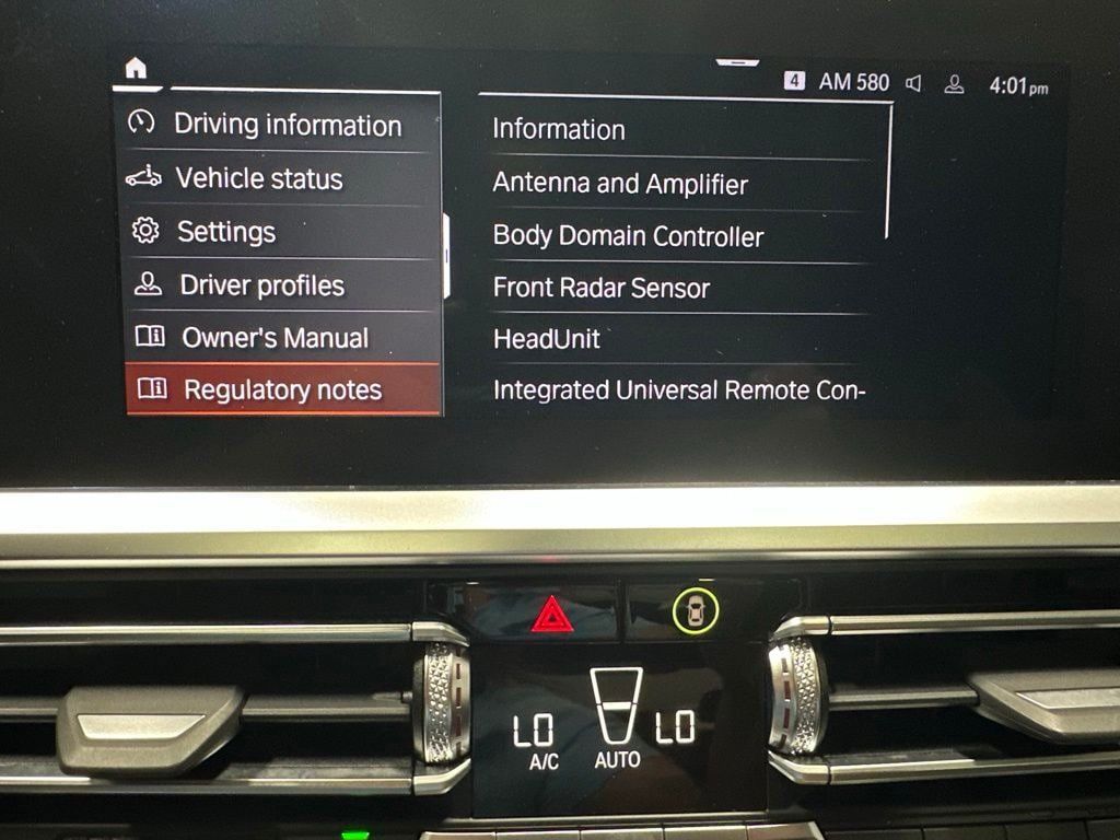 Used 2022 BMW 330i xDrive Sedan AWD/4WD image 30