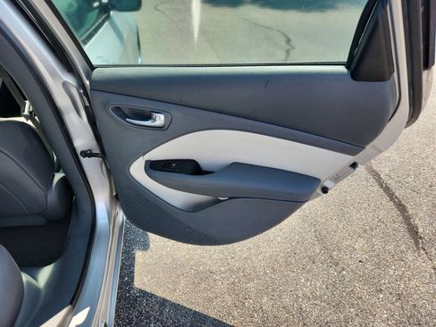 Used 2013 Dodge Dart Limited w/ Premium Group FWD image 17