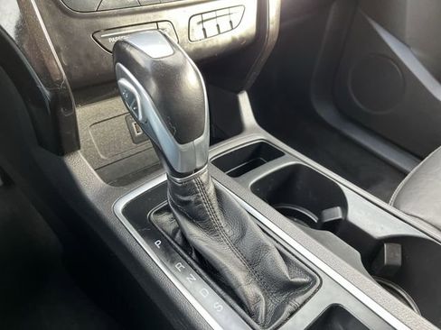 Used 2018 Ford Escape Titanium image 23