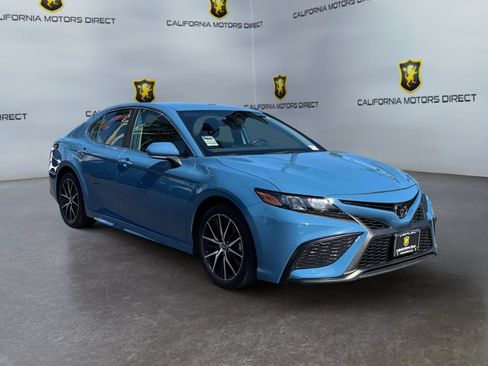 Used 2023 Toyota Camry SE w/ Convenience Package FWD image 7