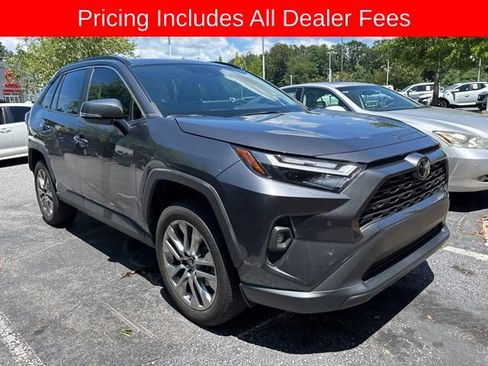 Used 2023 Toyota RAV4 XLE Premium FWD image 9