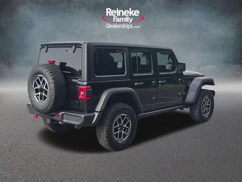 Used 2024 Jeep Wrangler Unlimited Rubicon w/ Convenience Group AWD/4WD image 5