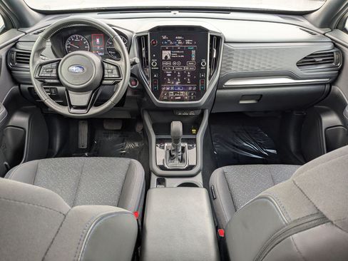 Used 2025 Subaru Forester Premium AWD/4WD image 30