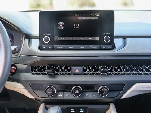 Certified 2023 Honda Accord LX image 3