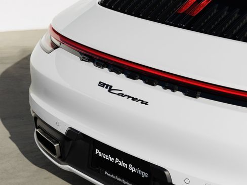 Certified 2022 Porsche 911 Carrera w/ Premium Package RWD image 12