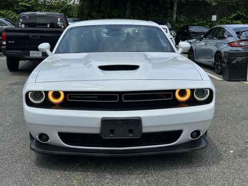 Used 2022 Dodge Challenger R/T image 8