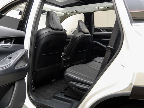 Used 2025 INFINITI QX60 Pure FWD image 50