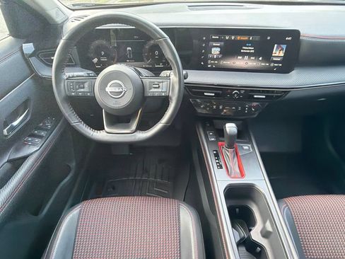 Used 2025 Nissan Kicks SR w/ SR Premium Package AWD/4WD image 23