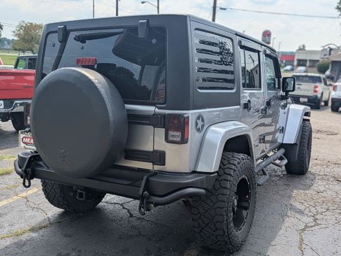 Used 2018 Jeep Wrangler Unlimited Sport AWD/4WD image 8