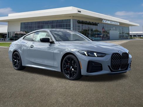 New 2026 BMW 430i Coupe w/ M Sport Package image 2