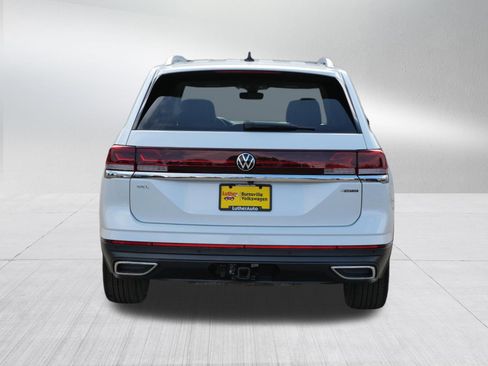 Certified 2025 Volkswagen Atlas SEL image 6