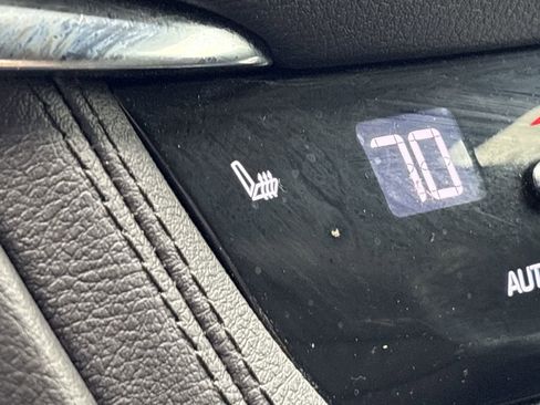 Used 2020 Cadillac XT5 Luxury image 27