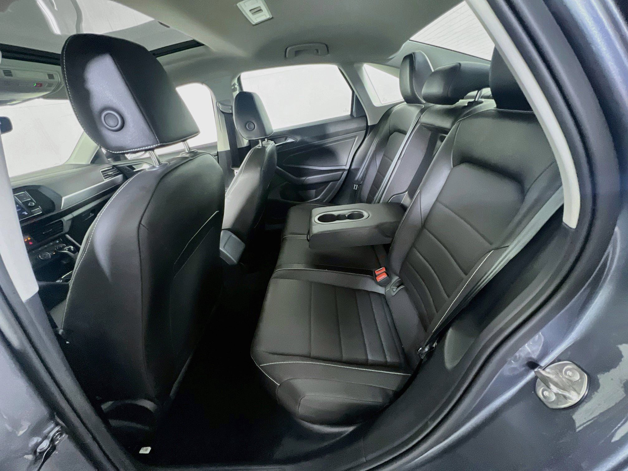 Used 2023 Volkswagen Jetta SE FWD image 24