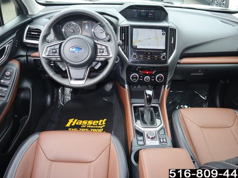 Used 2023 Subaru Forester Touring AWD/4WD image 11