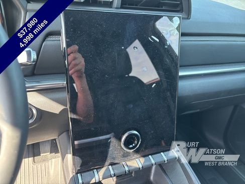 Used 2026 GMC Terrain Elevation w/ Elevation Premium Package image 21