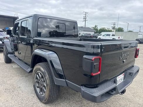 Used 2020 Jeep Gladiator Overland w/ Popular Equipment Package AWD/4WD image 7