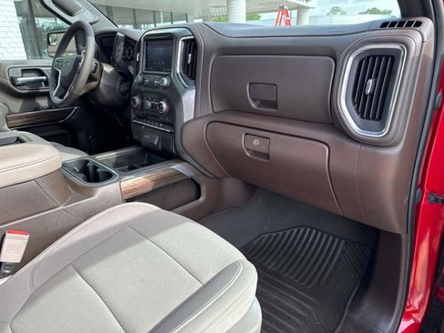 Used 2022 Chevrolet Silverado 1500 RST w/ Bed Protection Package image 11