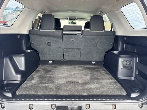 Used 2017 Toyota 4Runner SR5 image 40