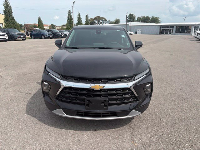 Used 2025 Chevrolet Blazer LT AWD/4WD image 9