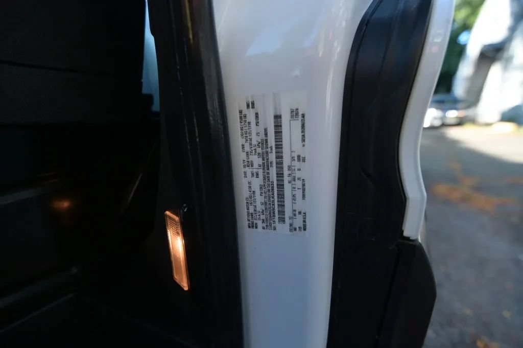 Used 2020 Ford Transit 350 Medium Roof RWD image 24