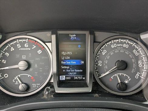 Certified 2023 Toyota Tacoma TRD Off-Road image 10