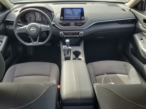 Certified 2025 Nissan Altima 2.5 S FWD image 13