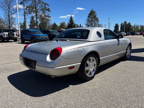 Used 2004 Ford Thunderbird RWD image 3