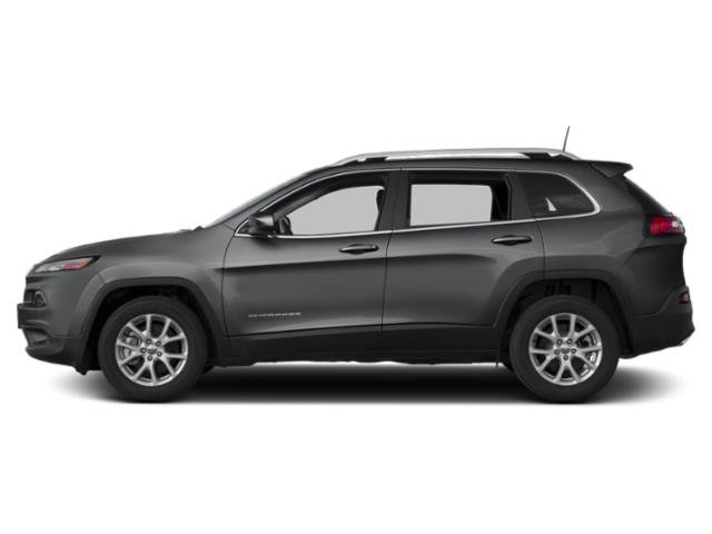 Used 2015 Jeep Cherokee Latitude w/ Cold Weather Group FWD image 2