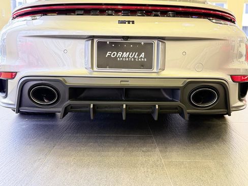 Used 2022 Porsche 911 Turbo image 18