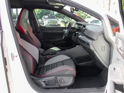 Used 2022 Volkswagen GTI Autobahn image 38