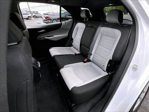 Used 2024 Chevrolet Equinox LS w/ LS Convenience Package AWD/4WD image 14