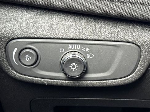 Used 2026 Chevrolet TrailBlazer LS w/ LS Convenience Package image 39