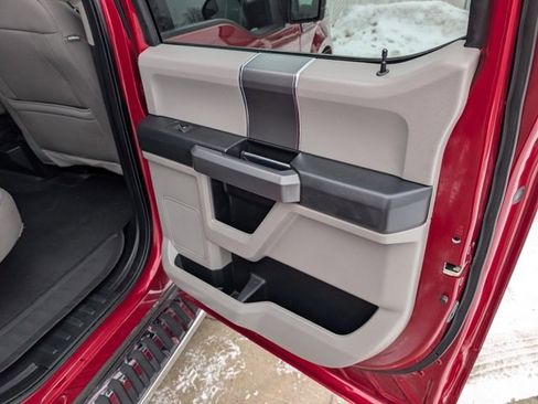 Used 2018 Ford F150 XLT w/ Equipment Group 302A Luxury image 31