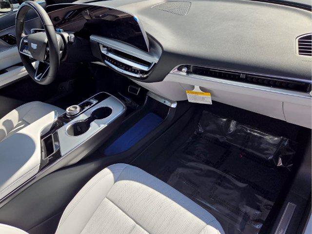 New 2027 Cadillac Lyriq Sport RWD image 24