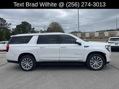 Used 2024 GMC Yukon XL Denali image 2