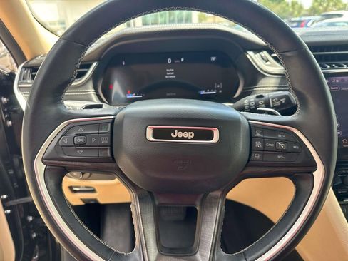 Used 2021 Jeep Grand Cherokee L Limited RWD image 23