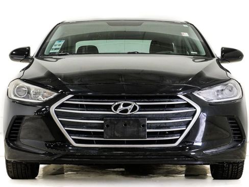 Used 2018 Hyundai Elantra SEL image 2