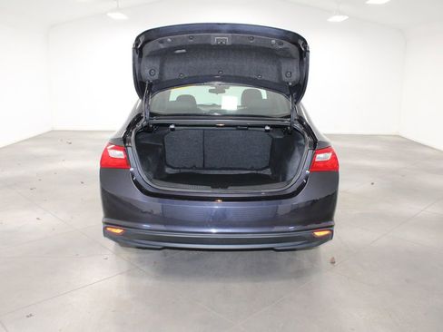 Used 2023 Chevrolet Malibu LS image 16