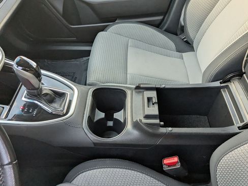 Used 2022 Subaru Outback Premium image 26