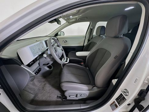 Used 2024 Hyundai Ioniq 5 SEL image 13