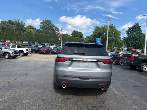 Used 2023 Chevrolet Traverse LT AWD/4WD image 4