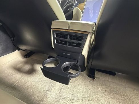 Used 2019 Tesla Model S 100D image 31