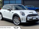 Certified 2024 MINI Cooper SE image 1
