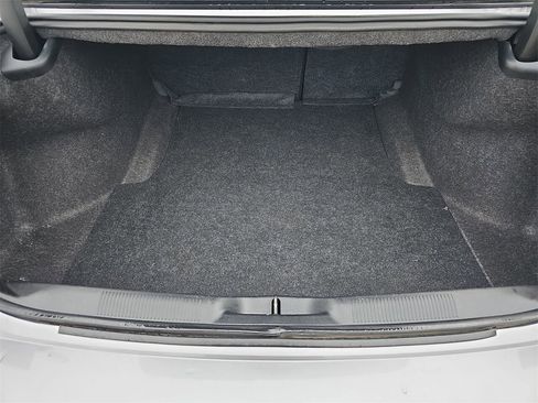 Used 2014 Dodge Charger SXT image 12