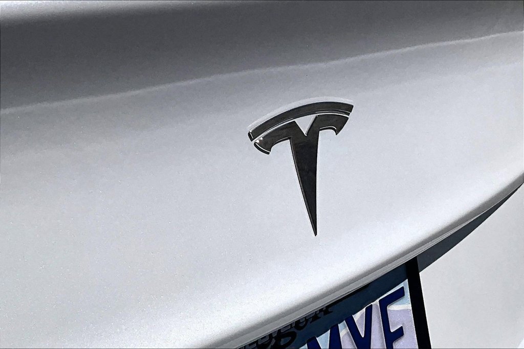 Used 2021 Tesla Model 3 Standard Range Plus RWD image 33