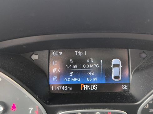 Used 2016 Ford Focus SE w/ SE Sport Package FWD image 16