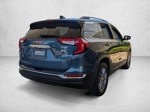 Used 2024 GMC Terrain SLT FWD image 5